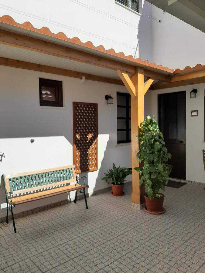 Alojamento Ferreira - Apartamento C Apartment Santiago do Cacem Exterior photo